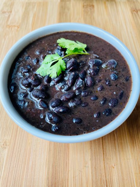 Black beans front view